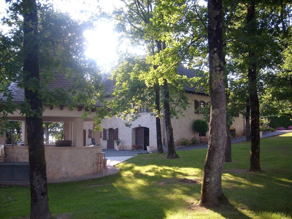 Chambres D'Hotes Le Bois Trinquille Saint-Viance Exteriér fotografie
